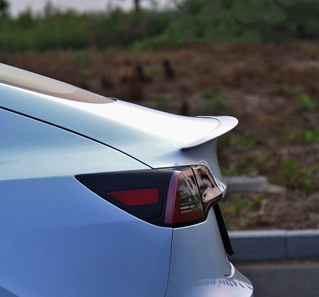 tesla model 3 spoiler