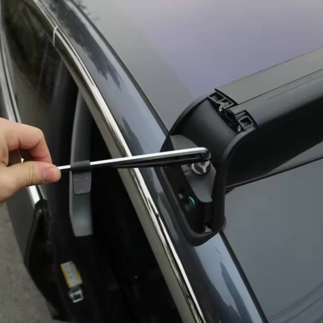 Enkel montering av takstativ på Tesla Model Y