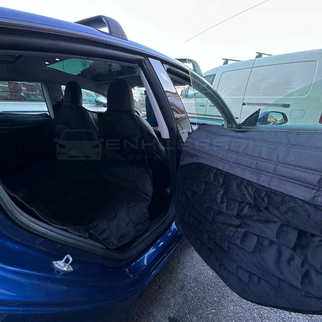 tesla model 3 og y hundetrekk baksete