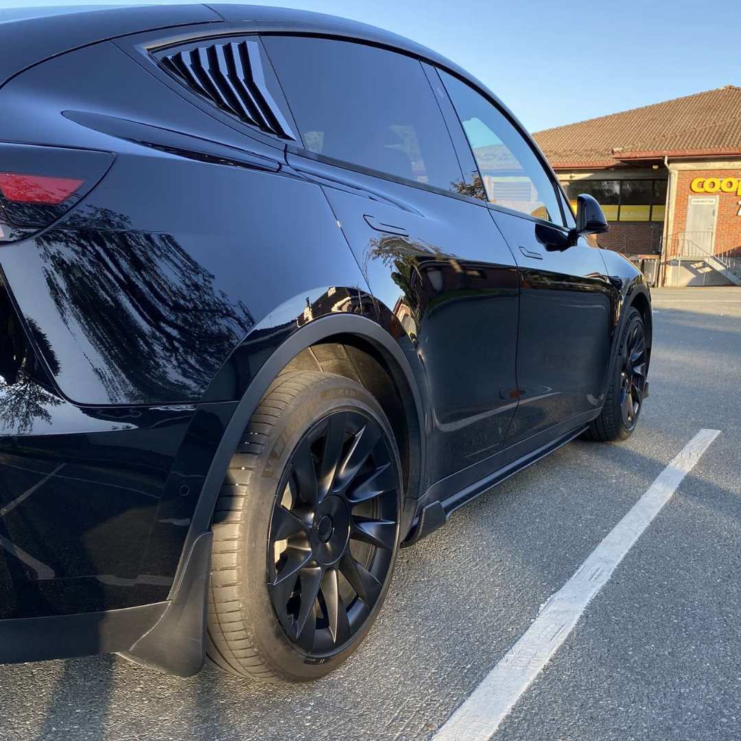 tesla model y side skirts