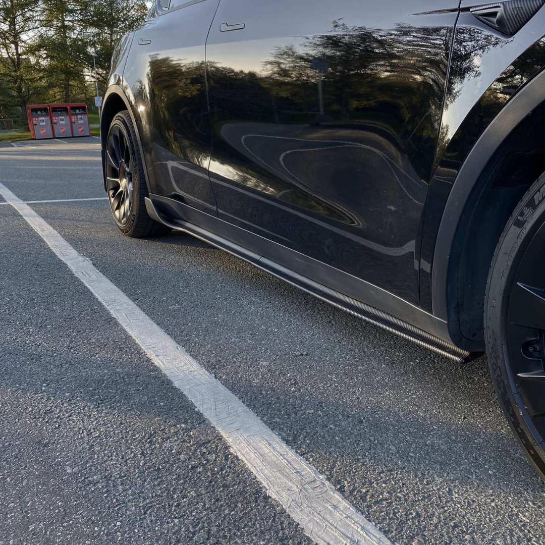 tesla model y sideskjørt